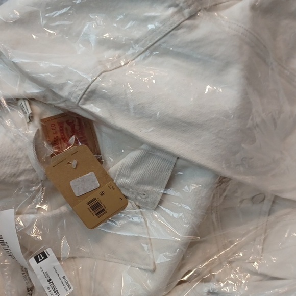 Levi Strauss Plus Size Heavy Denim Jacket NWT - Picture 4 of 9